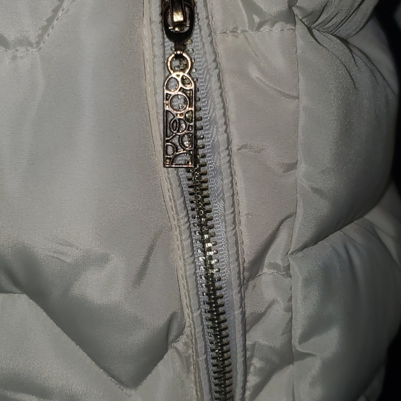 New Cute Winter Jacket - Picture 3 of 16